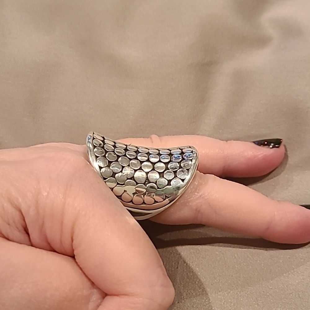Sterling silver chic statement ring - Picture 2 of 7